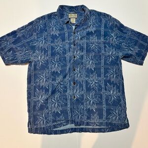 Jamaica Jaxx 100% silk button up Hawaiian floral